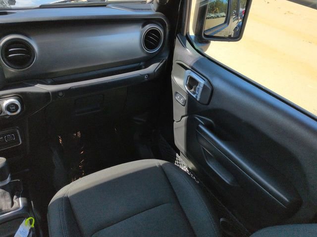 Used 2021 Jeep Gladiator Sport image 21