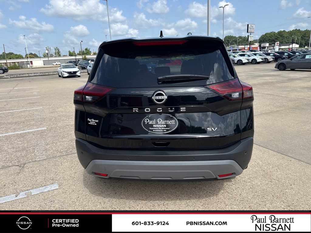 Certified 2023 Nissan Rogue SV FWD image 13