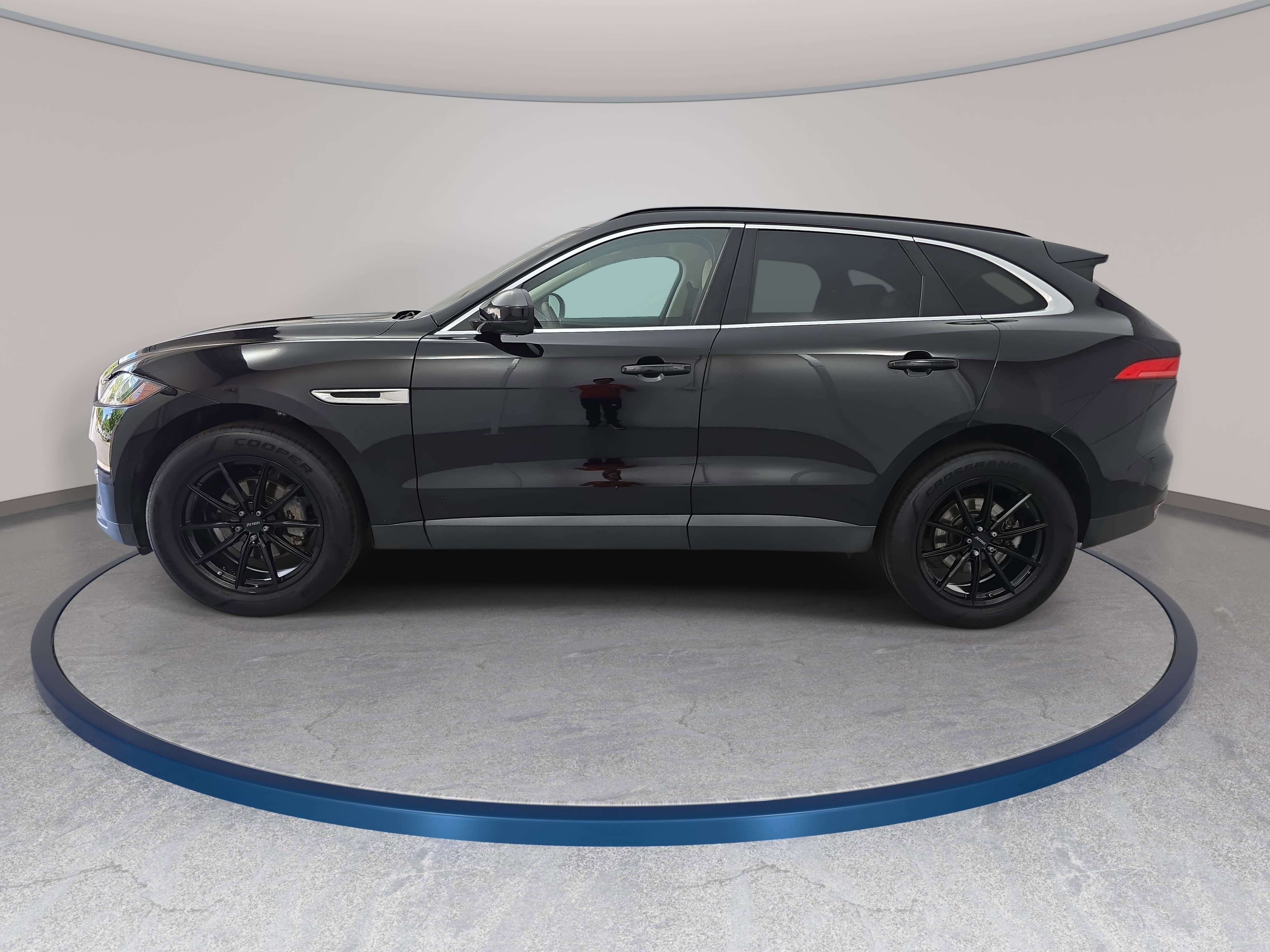Used 2019 Jaguar F-PACE Premium AWD/4WD image 8