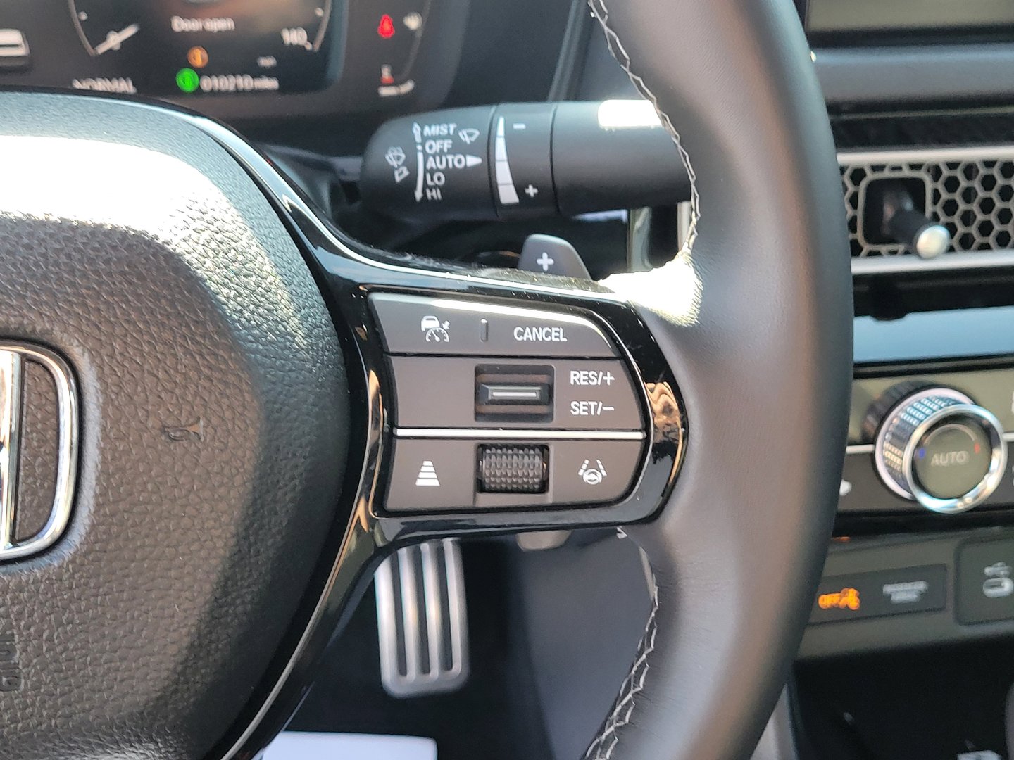 Certified 2025 Honda Civic Sport Touring image 23