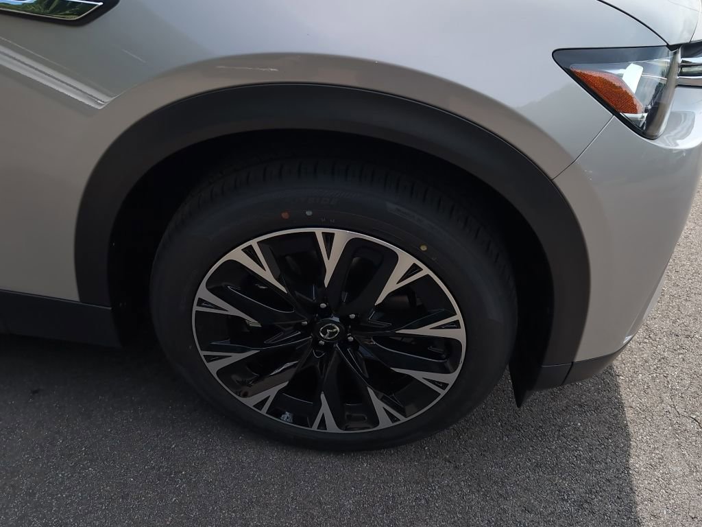 New 2026 MAZDA CX-90 Plug-In Hybrid w/ Premium Plus AWD/4WD image 3