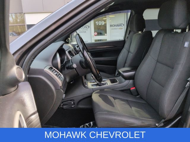 Used 2021 Jeep Grand Cherokee Laredo AWD/4WD image 20