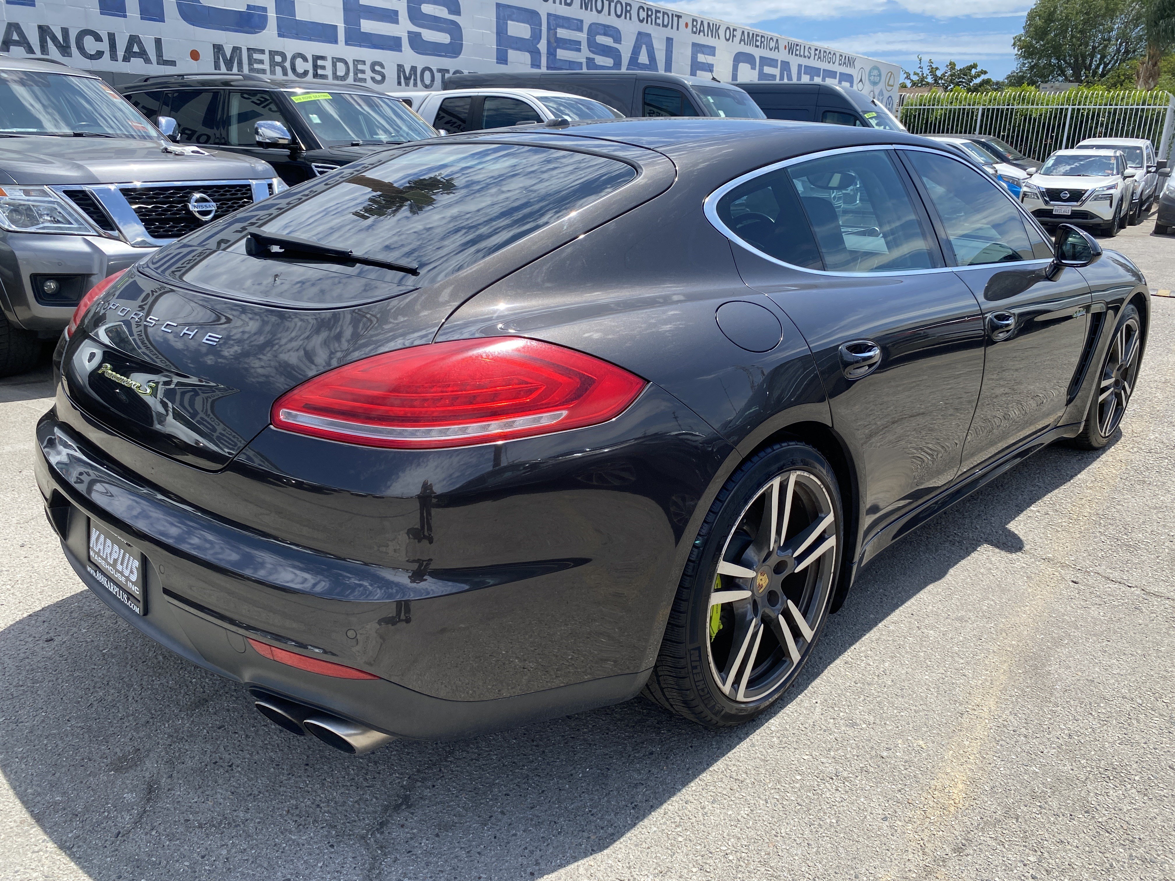 Used 2015 Porsche Panamera S RWD image 10