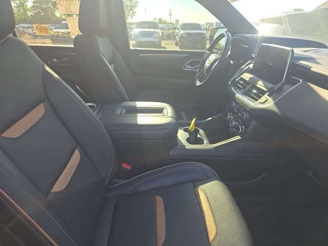Used 2023 GMC Yukon AT4 w/ AT4 Premium Plus Package AWD/4WD image 7