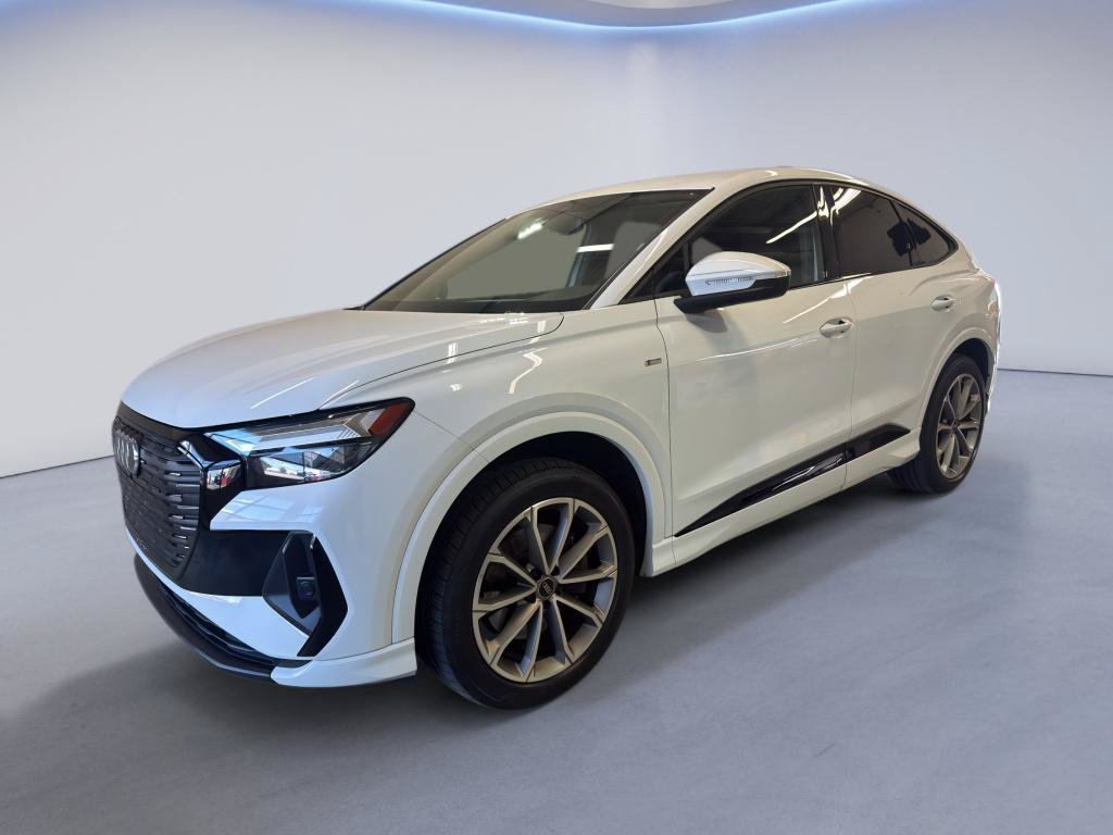 Used 2022 Audi Q4 e-tron Premium Plus AWD/4WD image 3