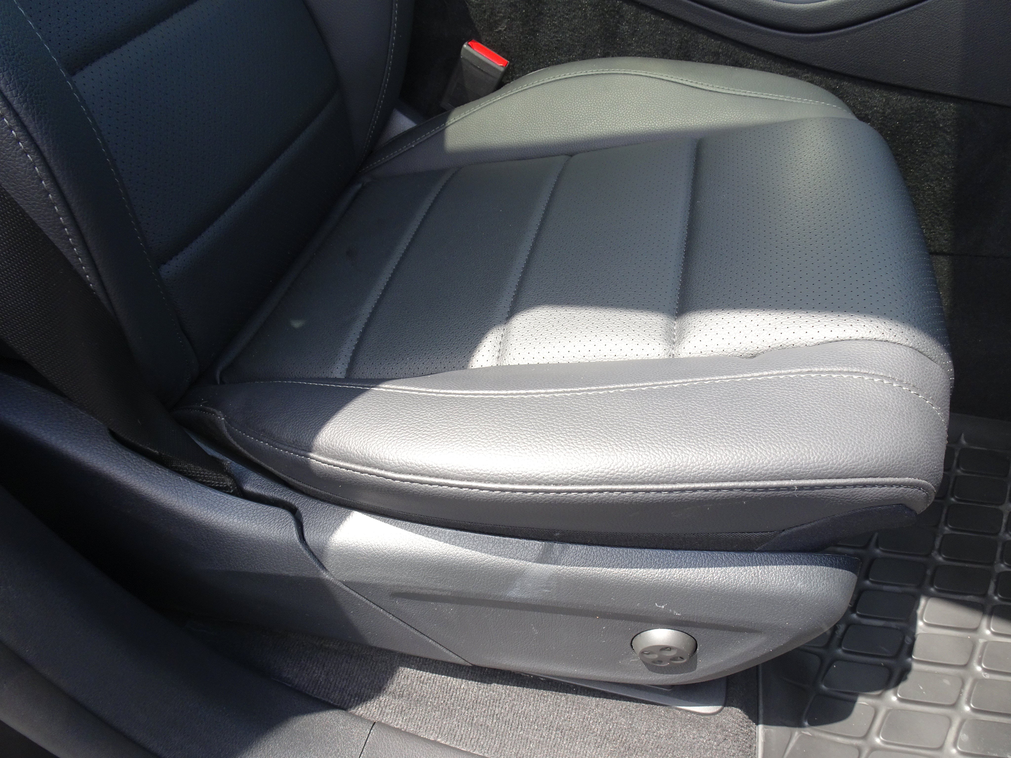 Used 2023 Mercedes-Benz GLE 350 4MATIC image 24