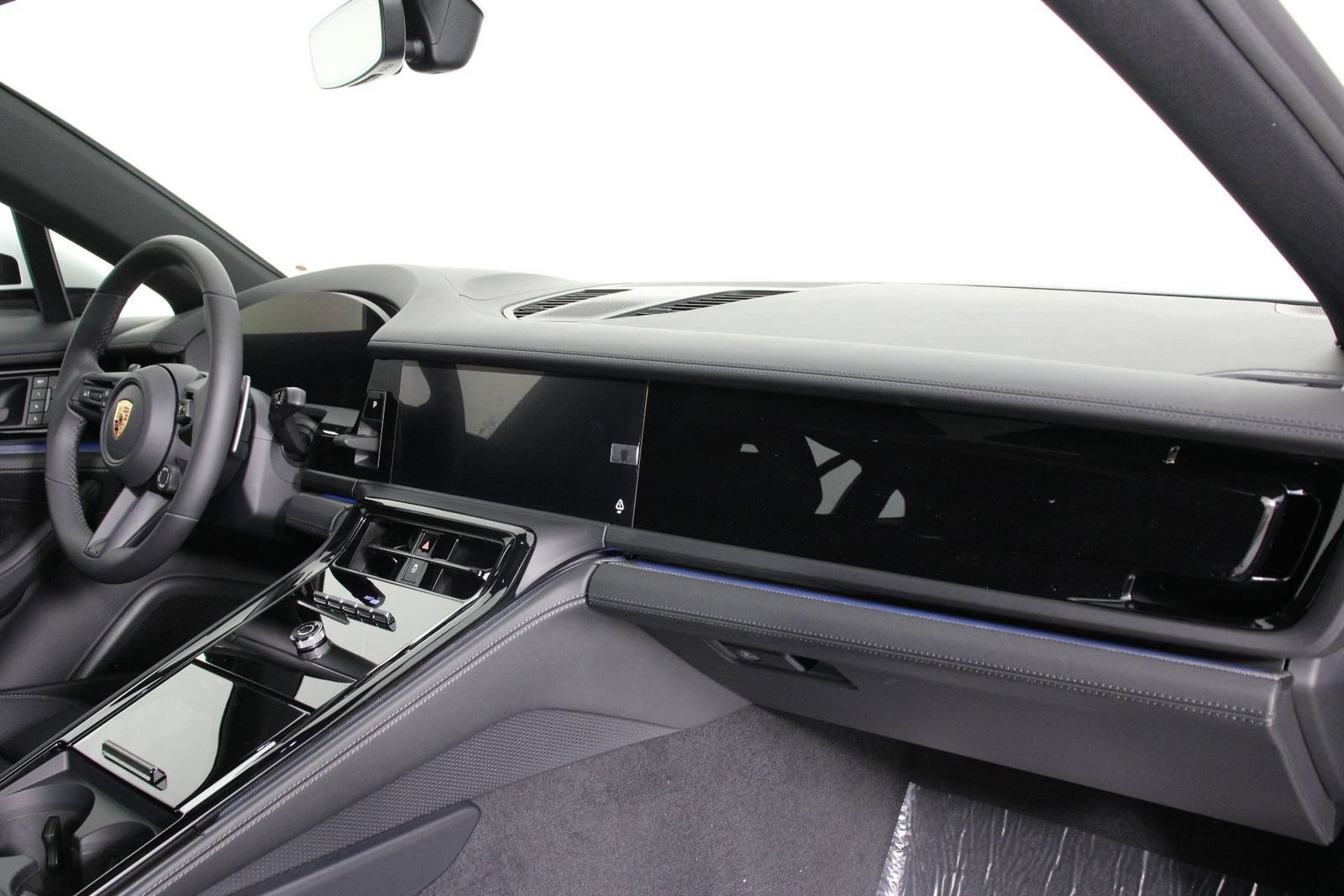 New 2026 Porsche Panamera RWD image 15
