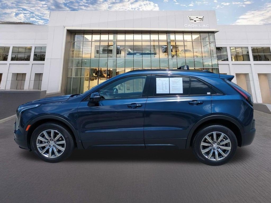 Certified 2022 Cadillac XT4 Sport FWD image 9