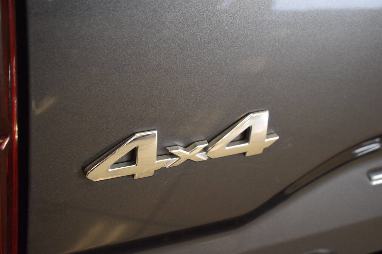 Used 2020 Toyota Tacoma SR5 image 19