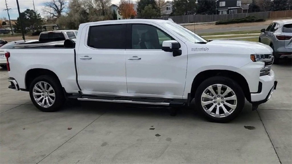 Used 2022 Chevrolet Silverado 1500 High Country image 3