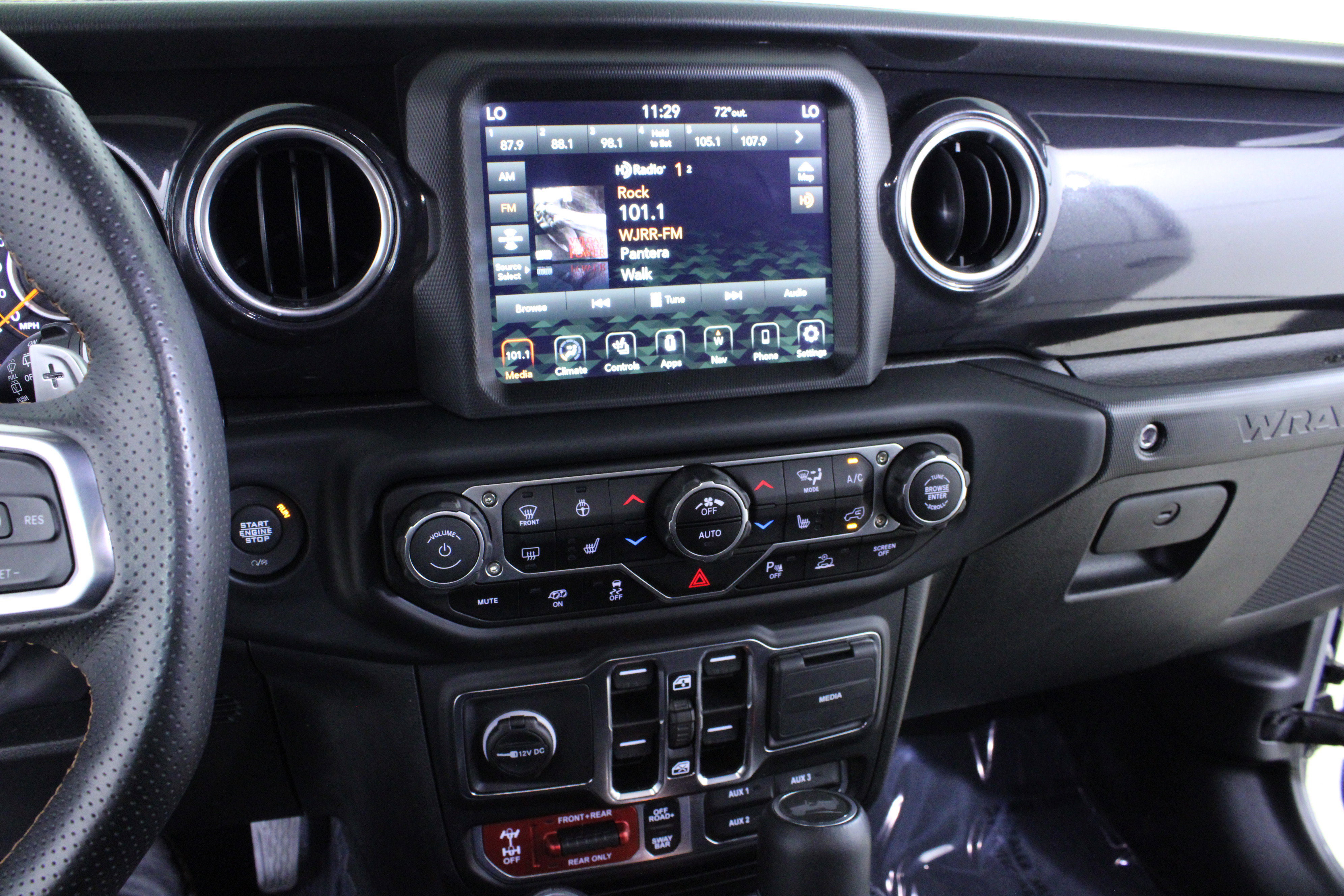 Used 2023 Jeep Wrangler Unlimited Rubicon 392 image 26