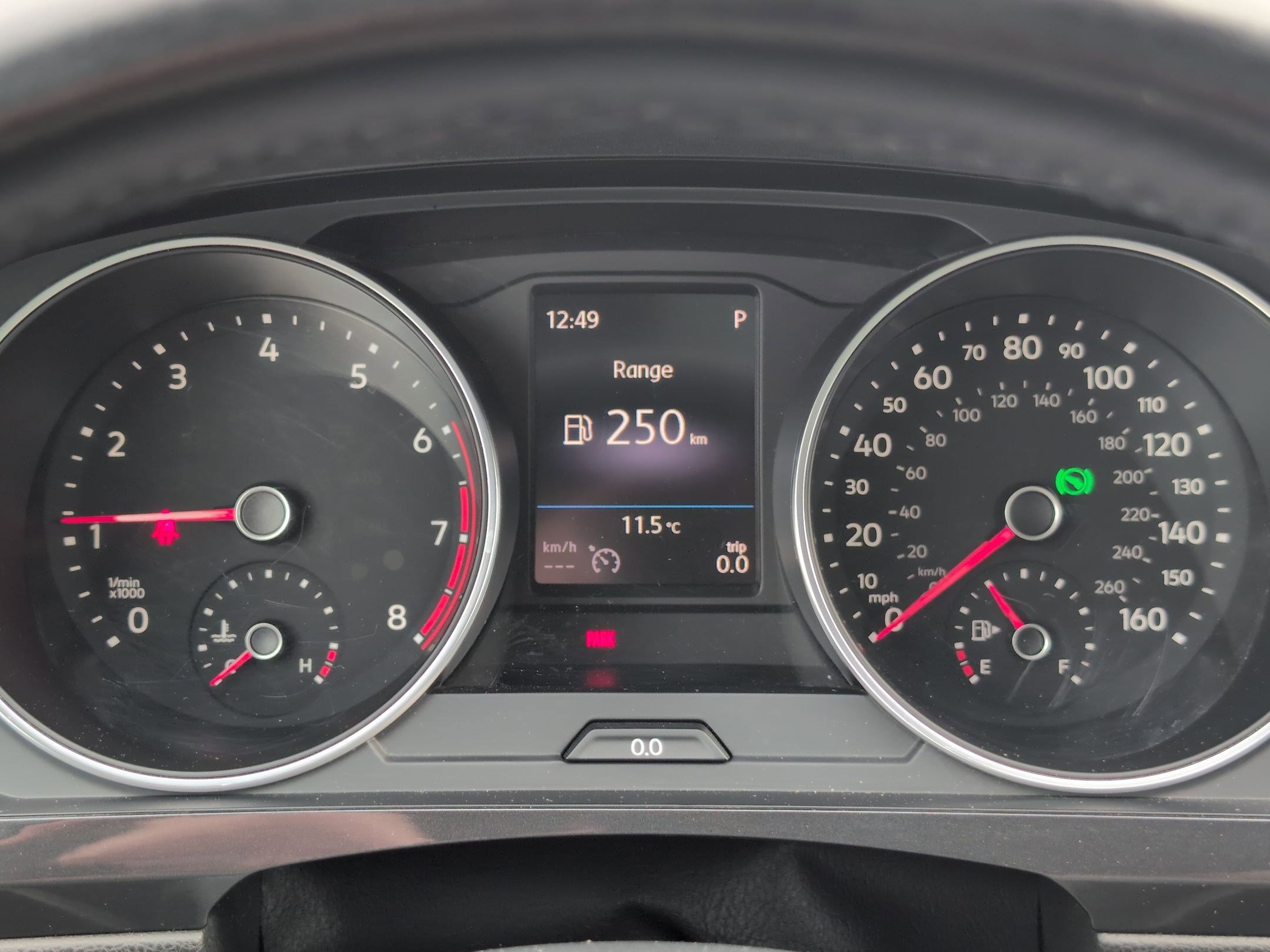 Used 2019 Volkswagen Tiguan SE image 17