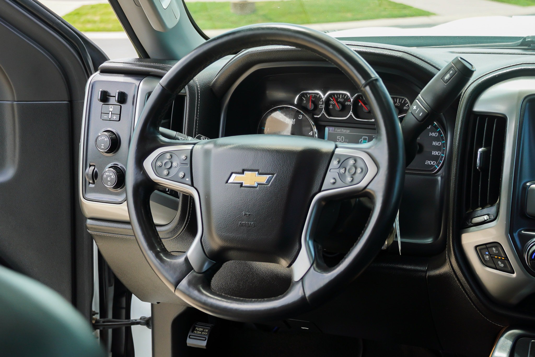 Used 2018 Chevrolet Silverado 3500 LTZ AWD/4WD image 33