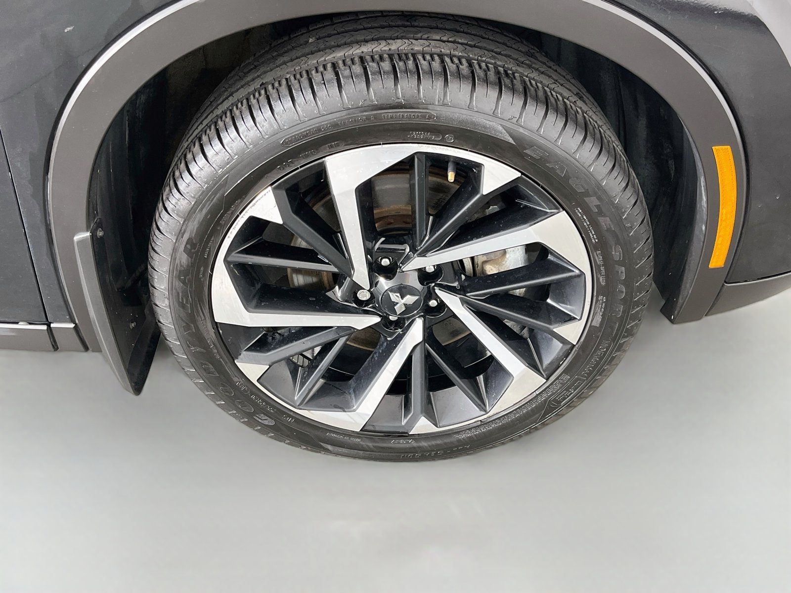 Used 2023 Mitsubishi Outlander SE AWD/4WD image 36