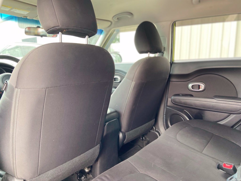 Used 2015 Kia Soul FWD image 21