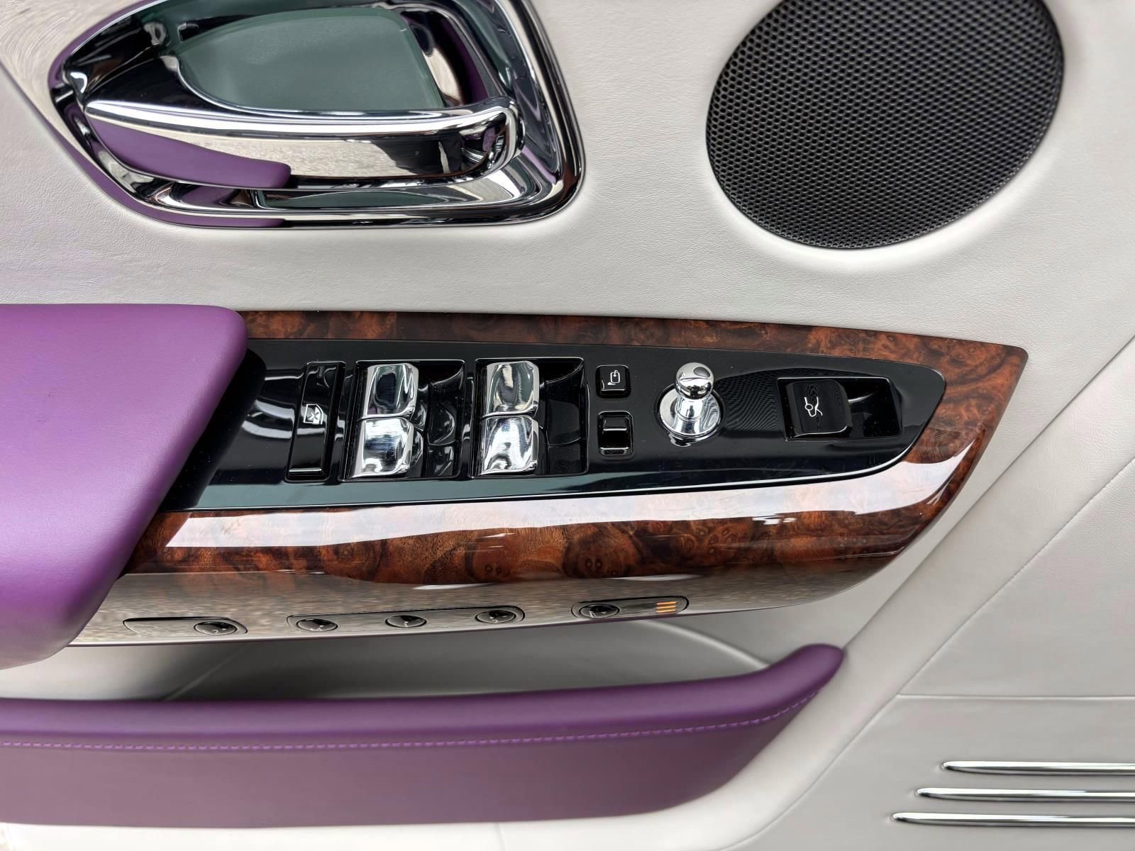 Used 2019 Rolls-Royce Phantom Sedan image 12