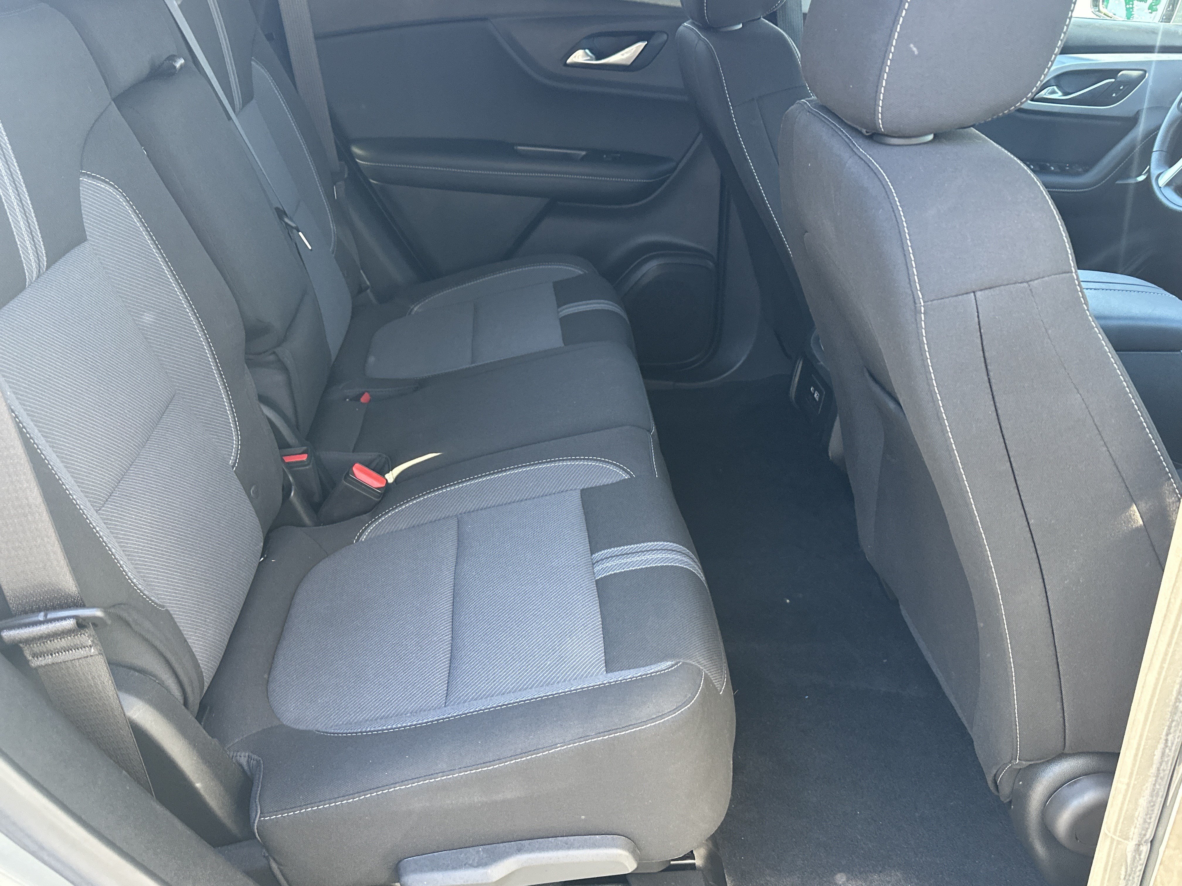 Certified 2024 Chevrolet Blazer LT w/ Convenience Package FWD image 17