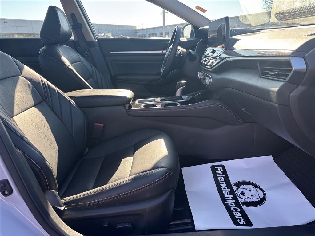 Used 2024 Nissan Altima 2.0 SR image 15