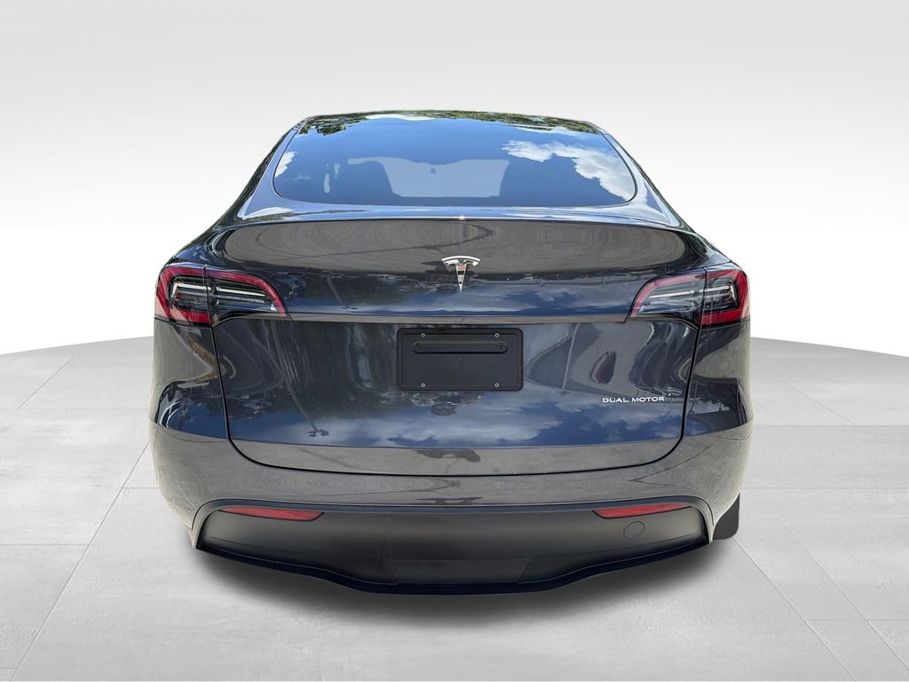 Used 2025 Tesla Model Y Long Range AWD/4WD image 6
