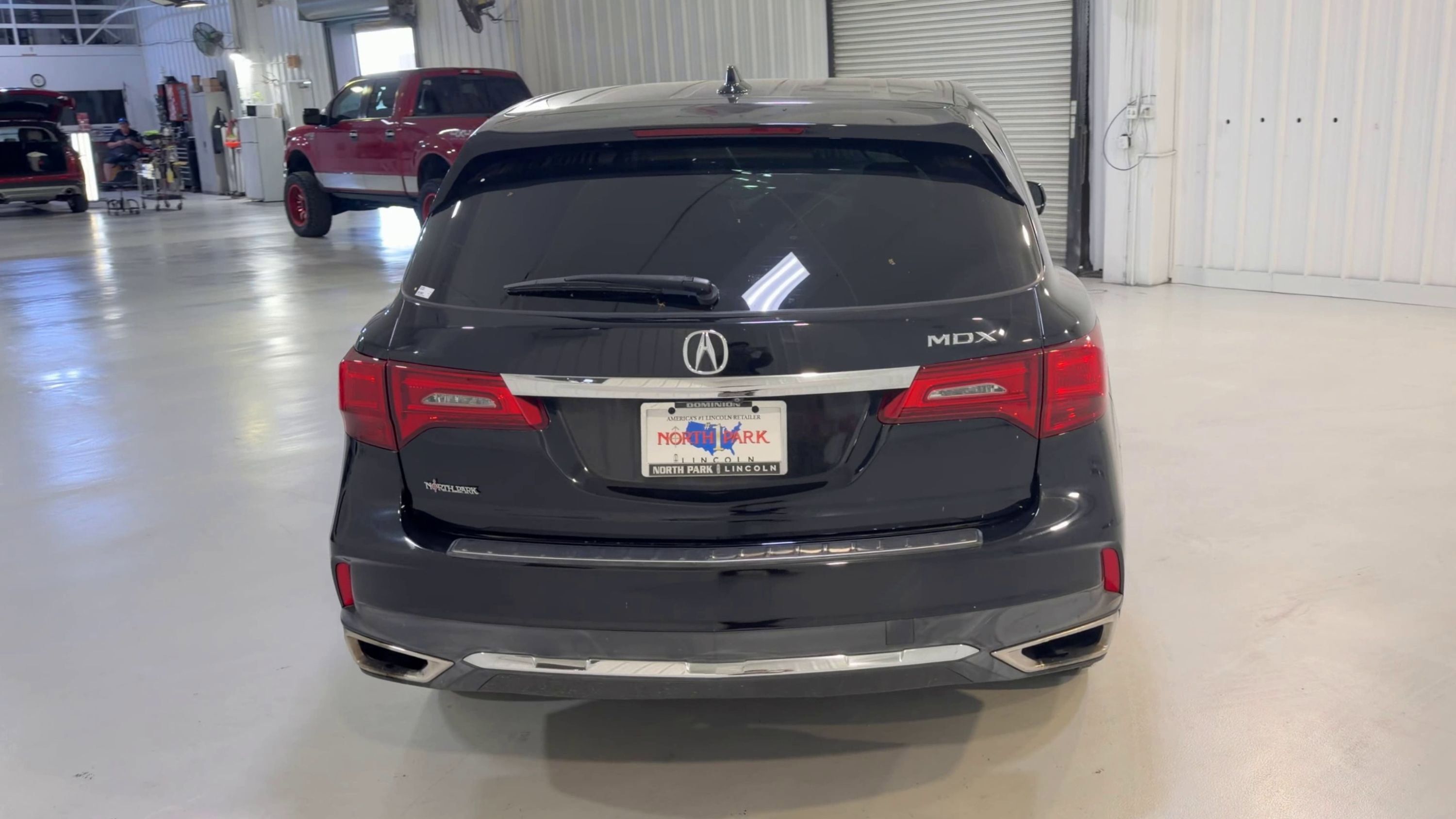 Used 2020 Acura MDX FWD image 8