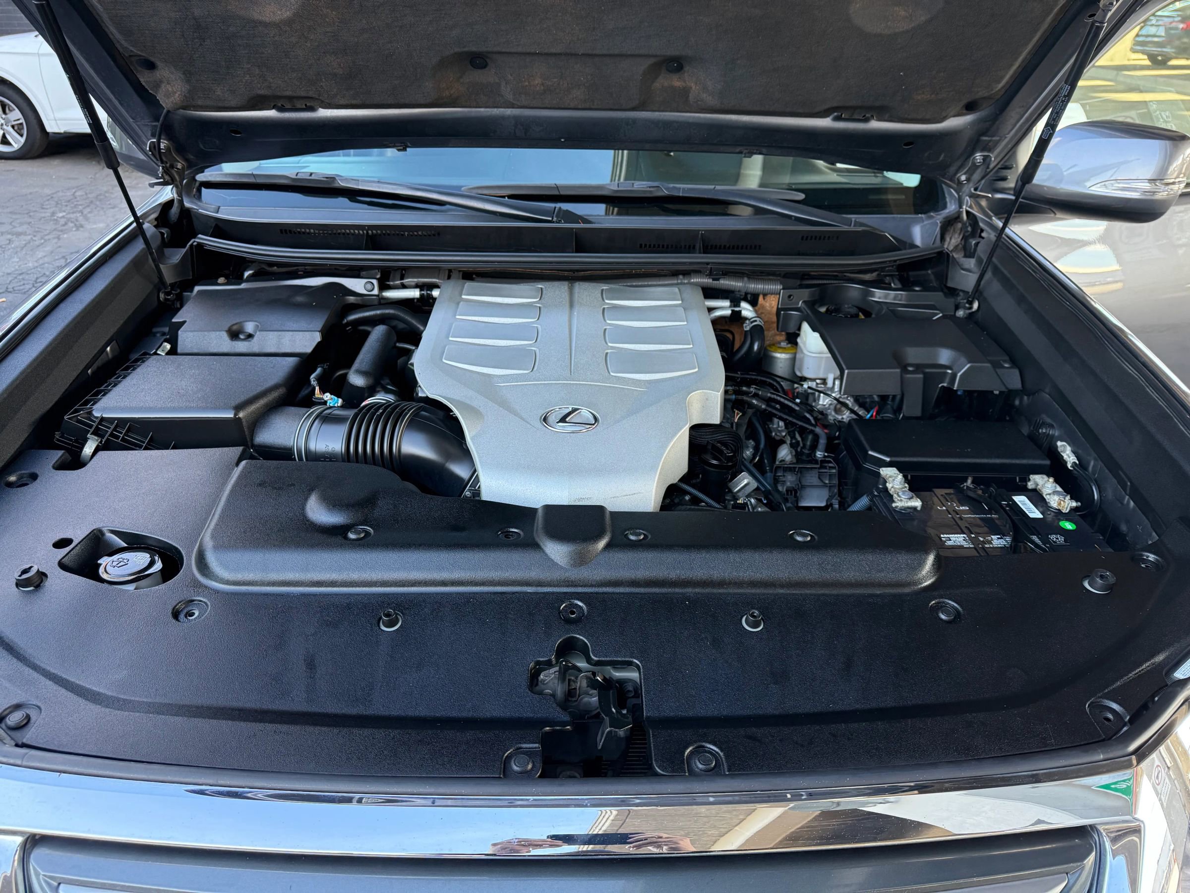 Used 2016 Lexus GX 460 image 33