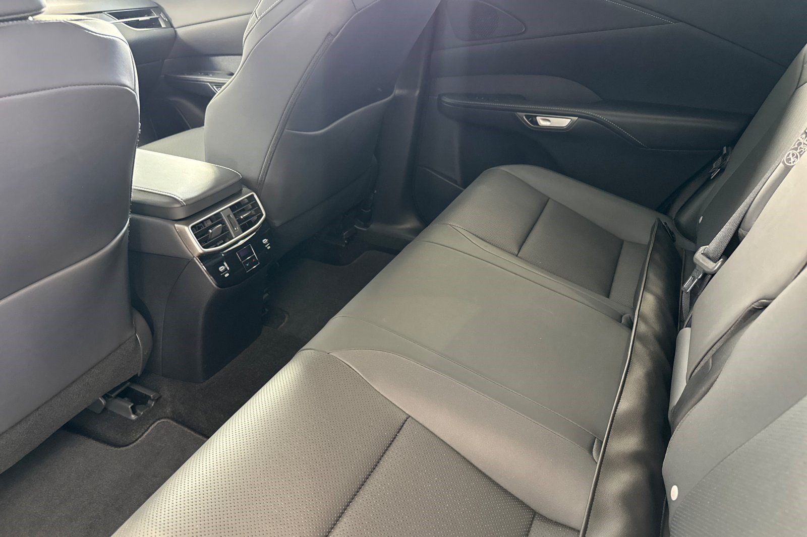 Certified 2024 Lexus RX 350 Premium w/ Accessory Package (Z1) FWD image 15