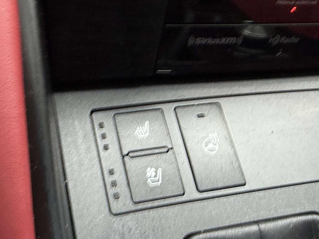Used 2023 Lexus IS 350 F Sport AWD/4WD image 31