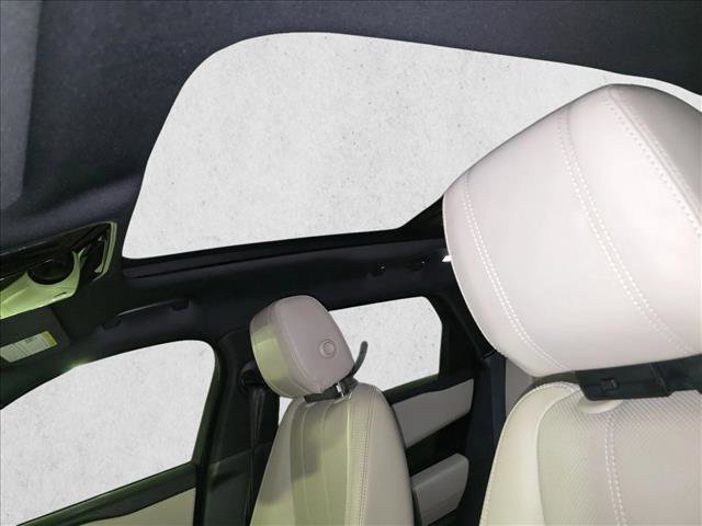 Certified 2020 Land Rover Range Rover Velar R-Dynamic S image 29