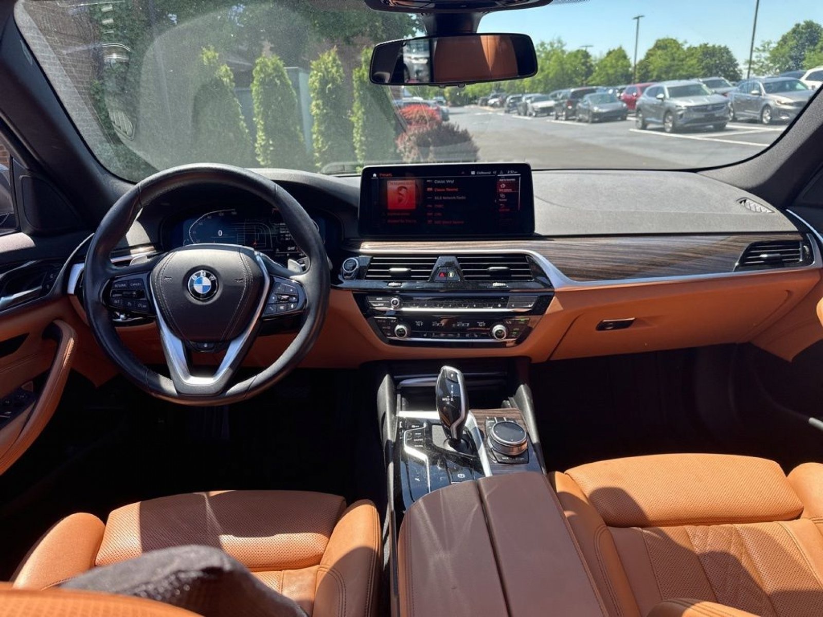 Used 2022 BMW 530i xDrive w/ Convenience Package AWD/4WD image 17