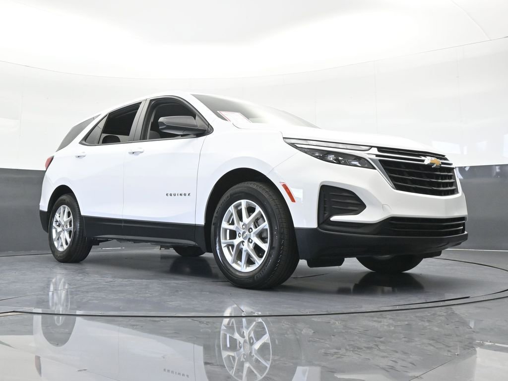 Used 2023 Chevrolet Equinox LS image 62