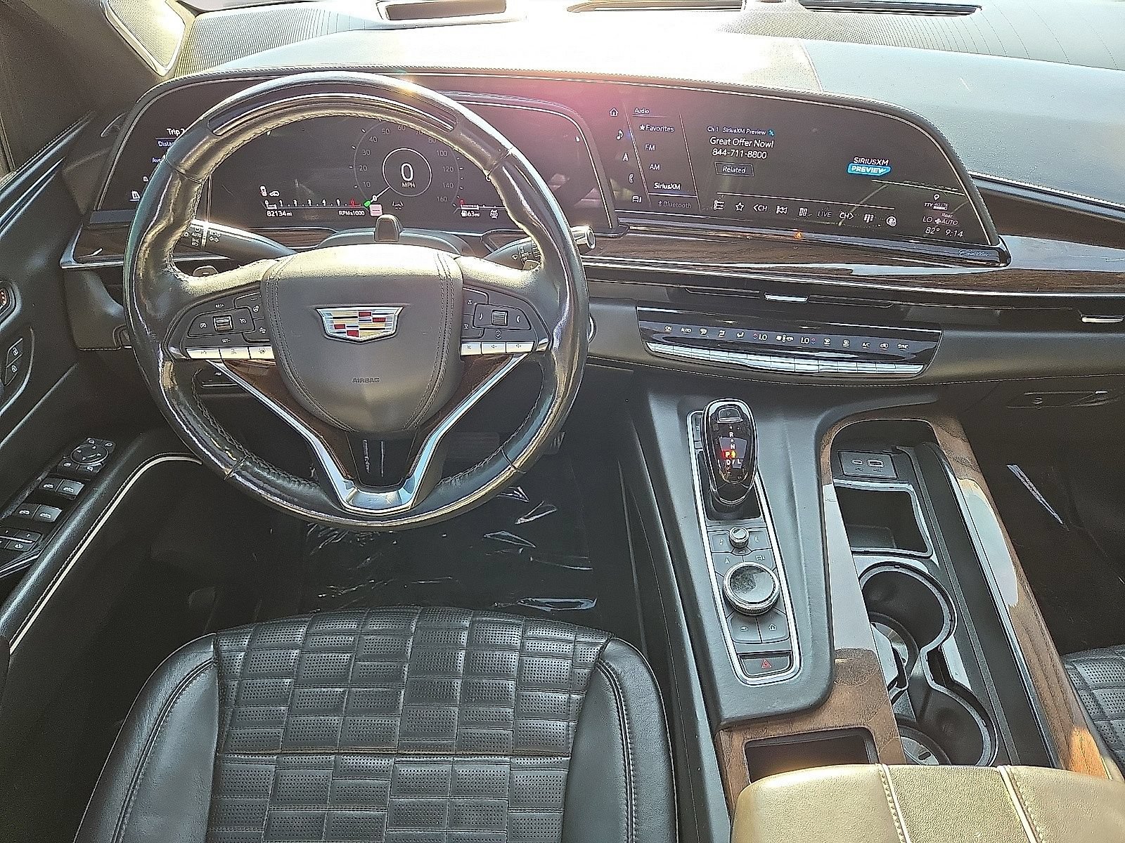 Used 2021 Cadillac Escalade Premium Luxury Platinum AWD/4WD image 18