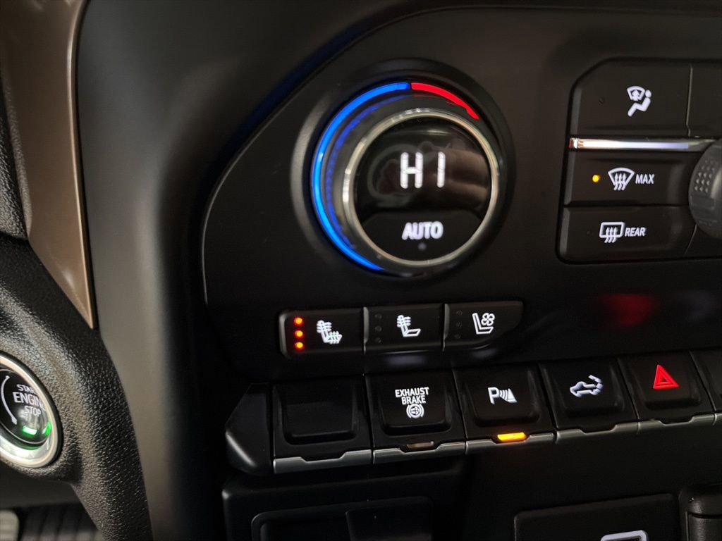 Used 2022 Chevrolet Silverado 3500 High Country w/ Z71 Off-Road Package image 23