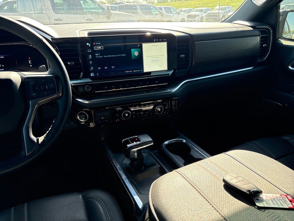 Used 2024 Chevrolet Silverado 1500 High Country w/ Midnight Edition AWD/4WD image 22