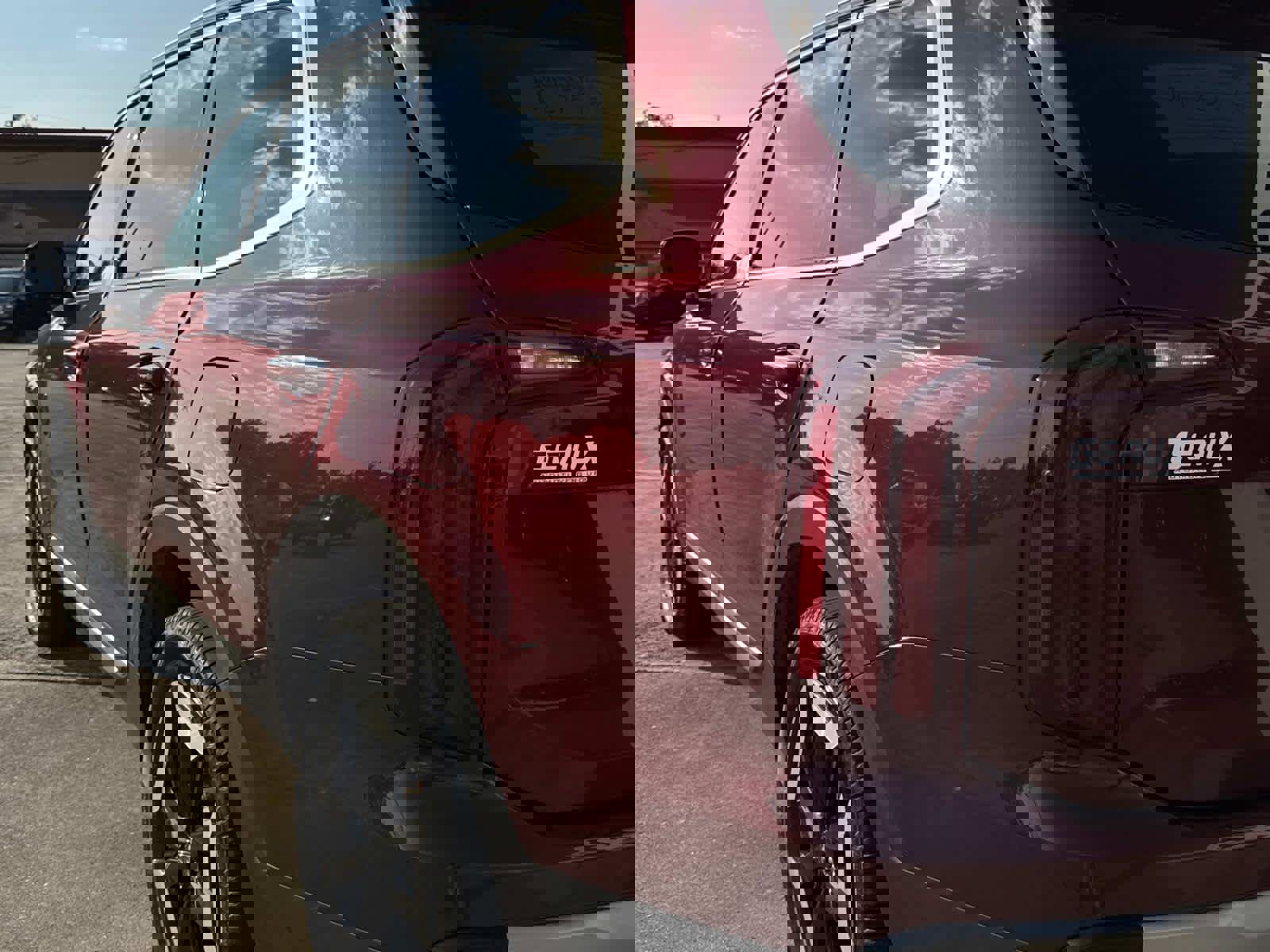 Used 2023 Kia Telluride S w/ S Sunroof Package image 9