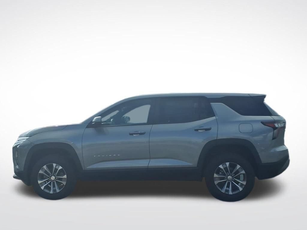 New 2027 Chevrolet Equinox LT w/ Convenience Package II FWD image 7