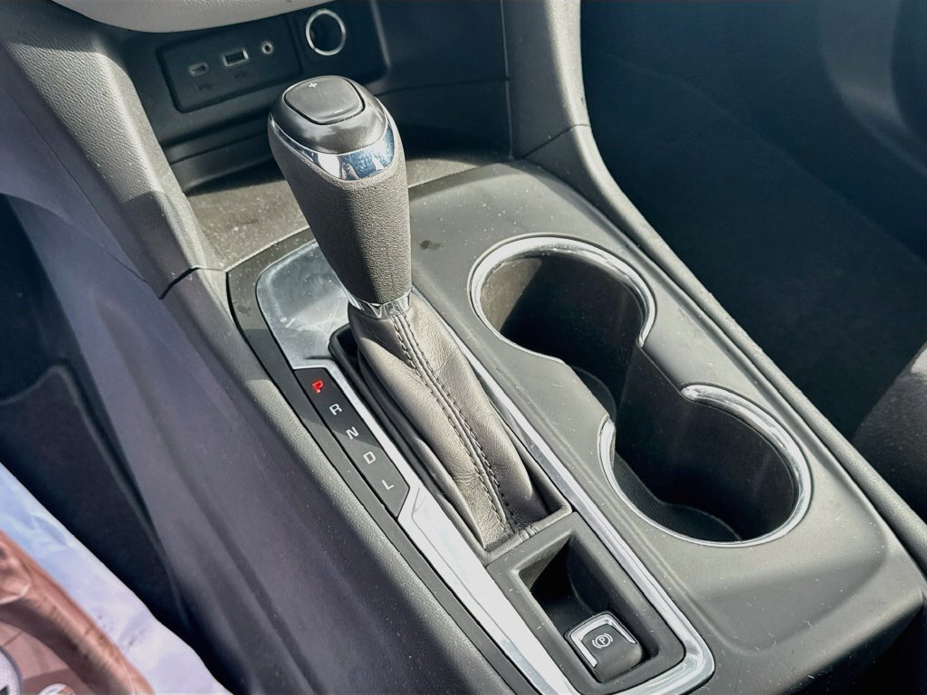 Used 2020 Chevrolet Equinox LT FWD image 17