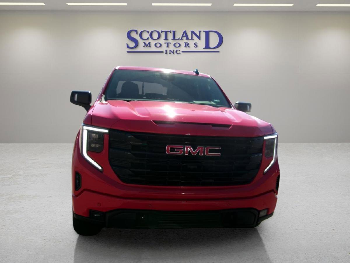 Used 2025 GMC Sierra 1500 Elevation w/ Elevation Premium Package image 3