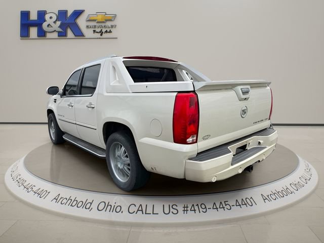 Used 2007 Cadillac Escalade EXT w/ Information Package image 4