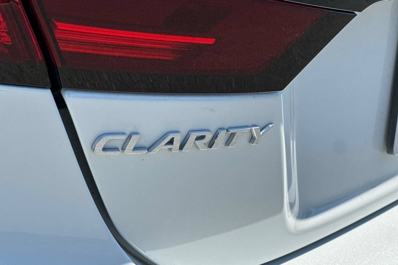 Used 2020 Honda Clarity Touring image 26