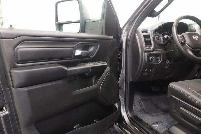 New 2025 RAM 1500 Tradesman w/ Off Road Group AWD/4WD image 9
