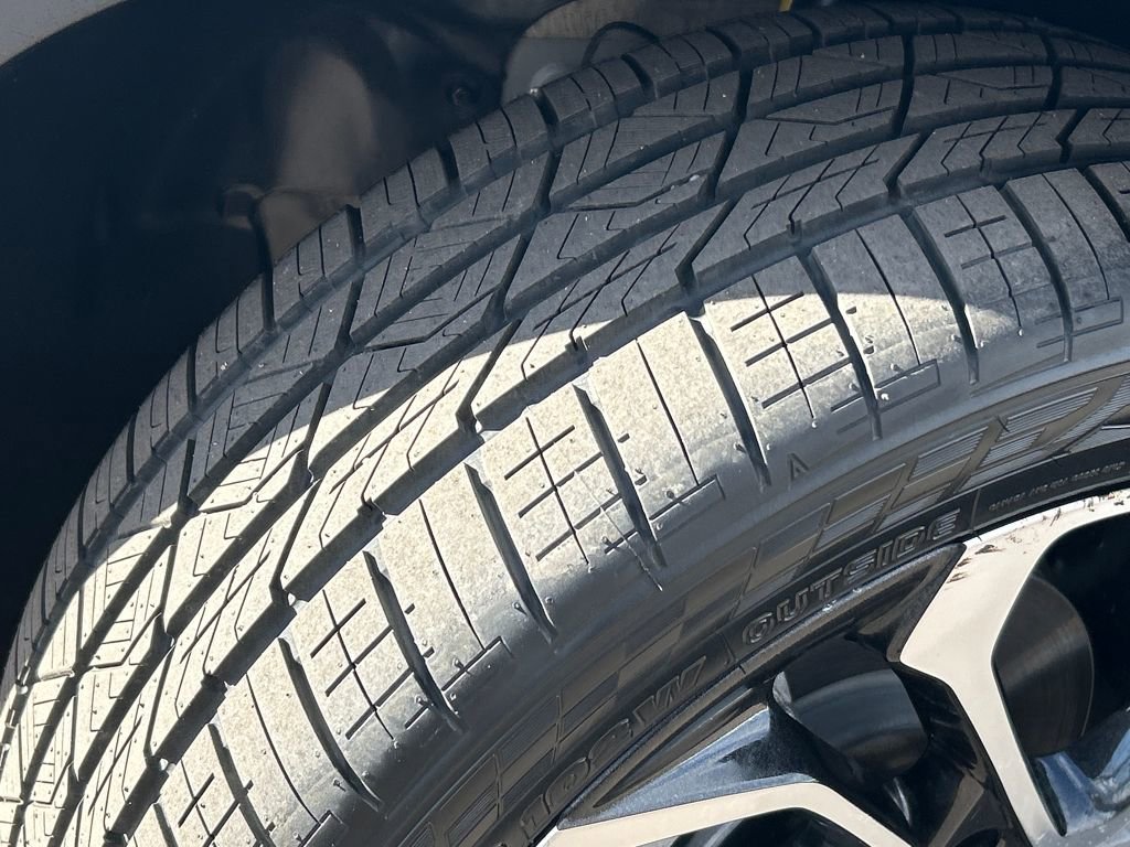 Used 2024 Chevrolet Trax RS w/ Driver Confidence Package image 30