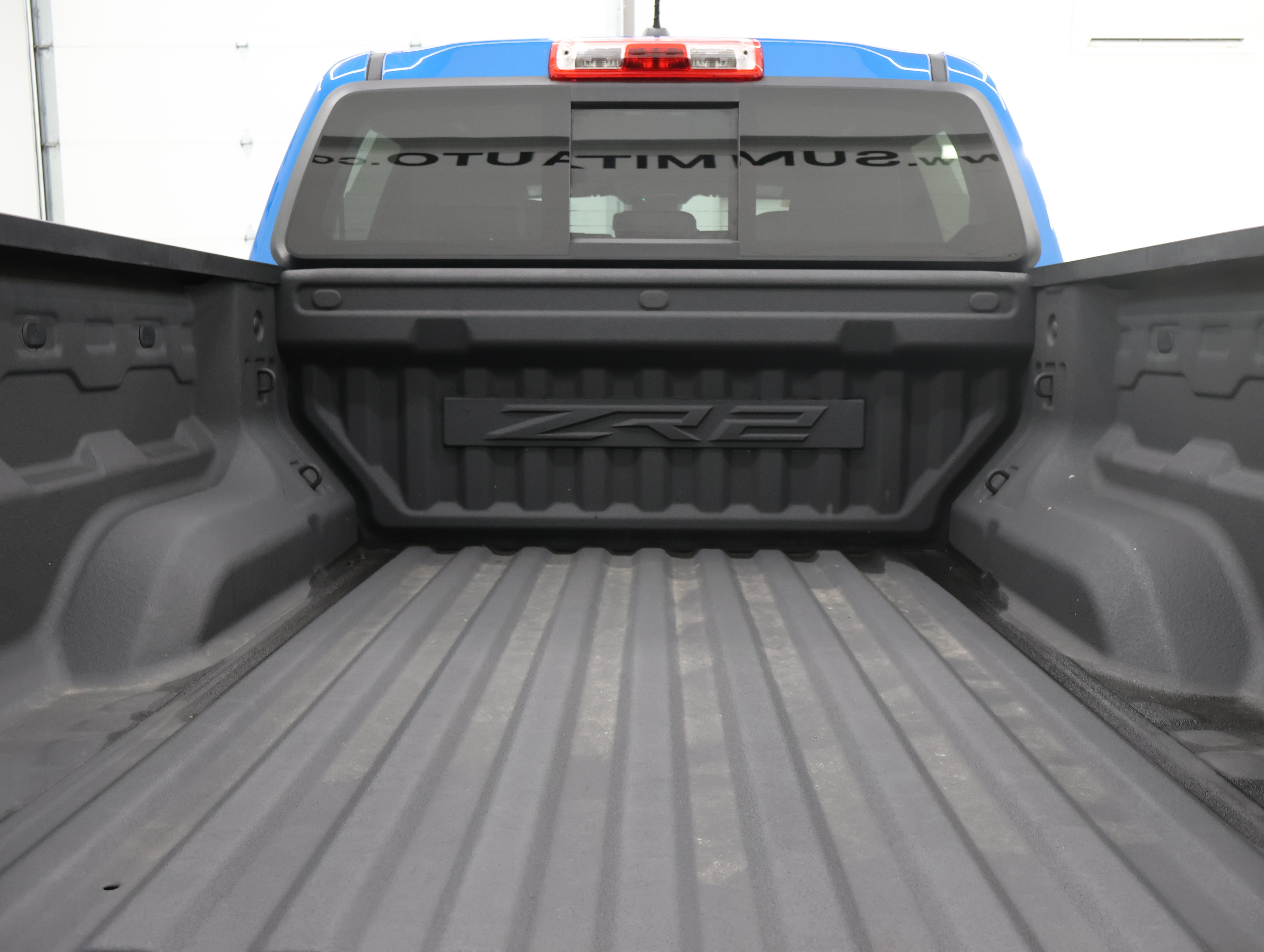 Used 2023 Chevrolet Colorado ZR2 w/ ZR2 Convenience Package III AWD/4WD image 30