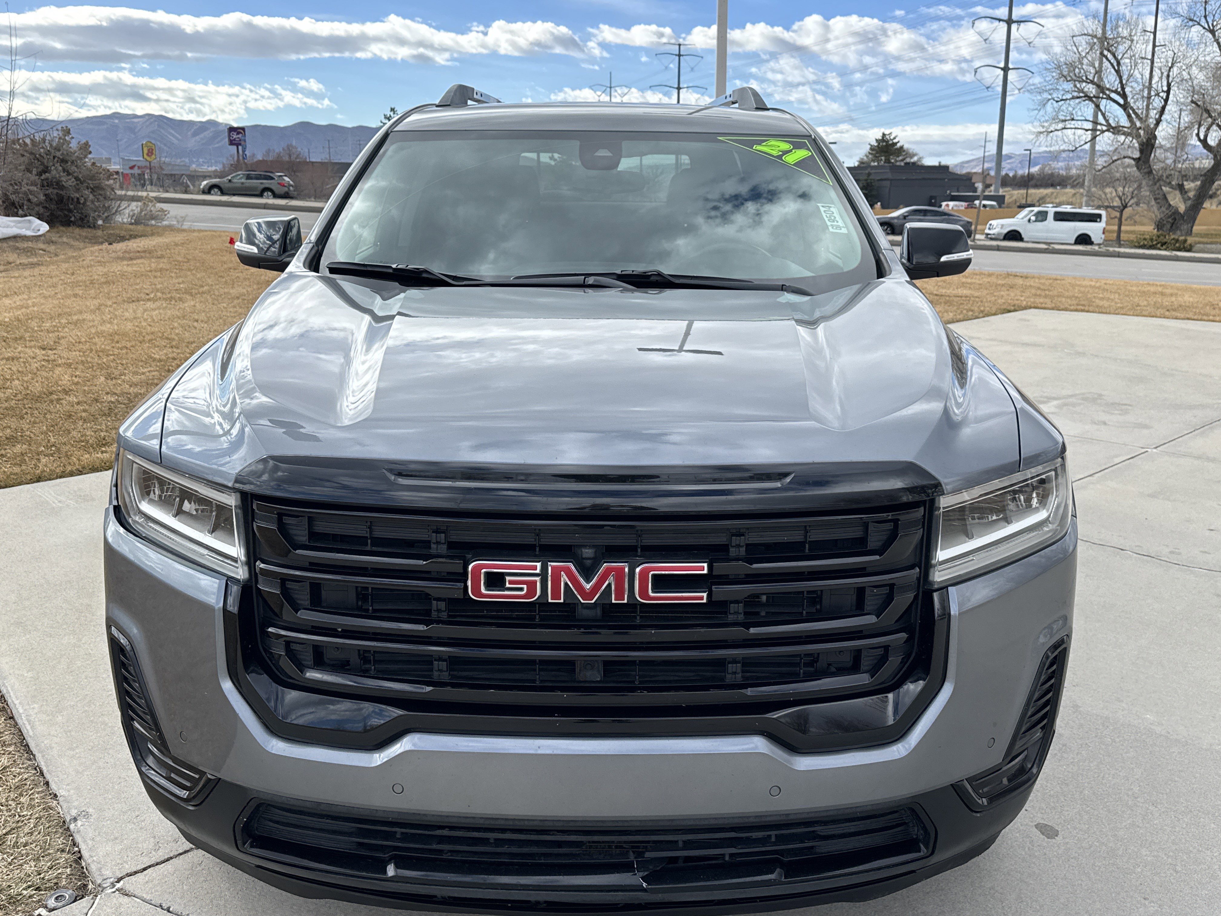 Used 2021 GMC Acadia SLE w/ Driver Convenience Package image 8