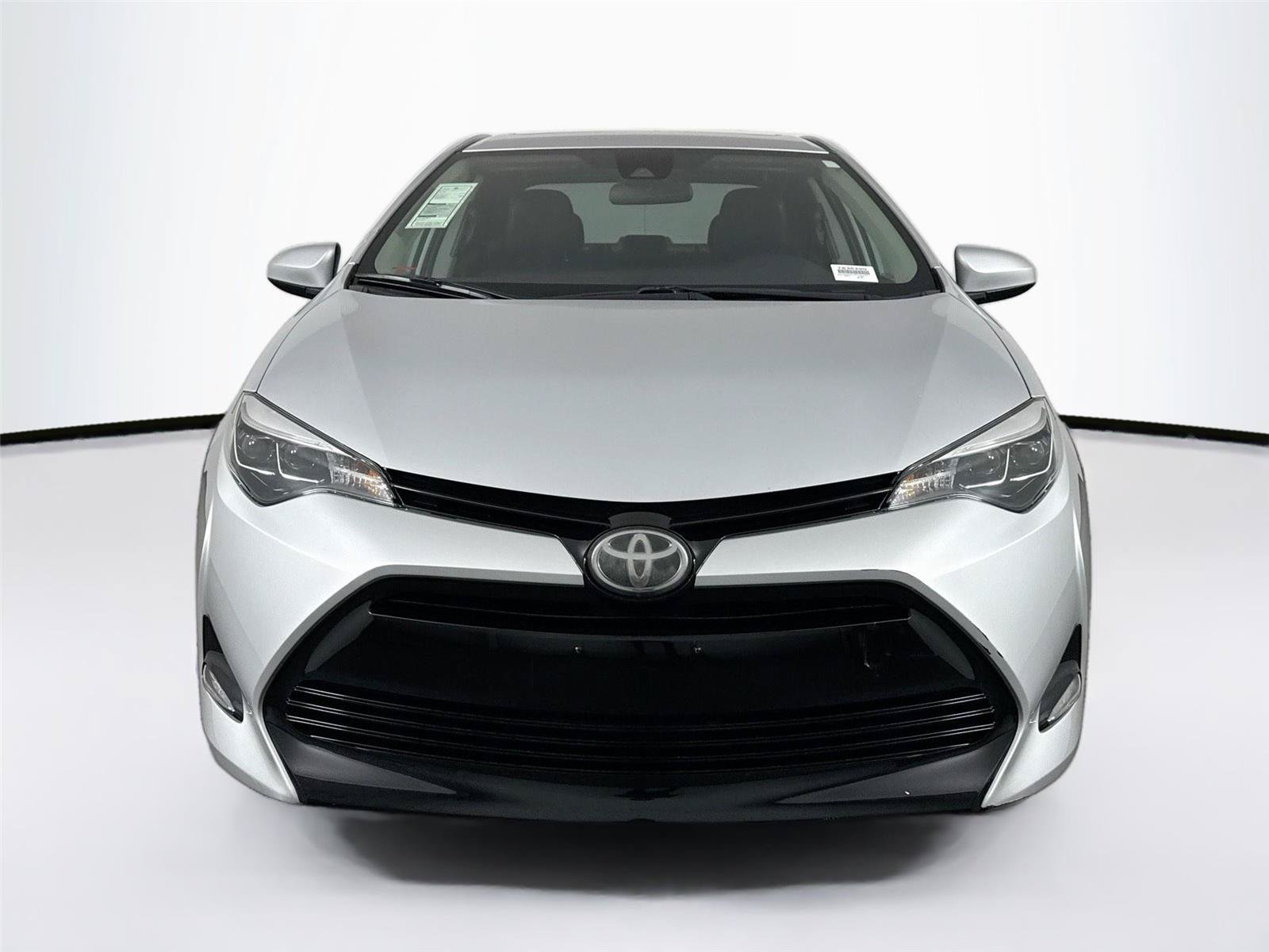 Used 2017 Toyota Corolla XLE w/ Carpet Mat Package (TMS) FWD image 8