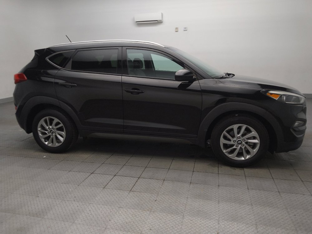 Used 2016 Hyundai Tucson SE w/ Option Group 02 FWD image 11