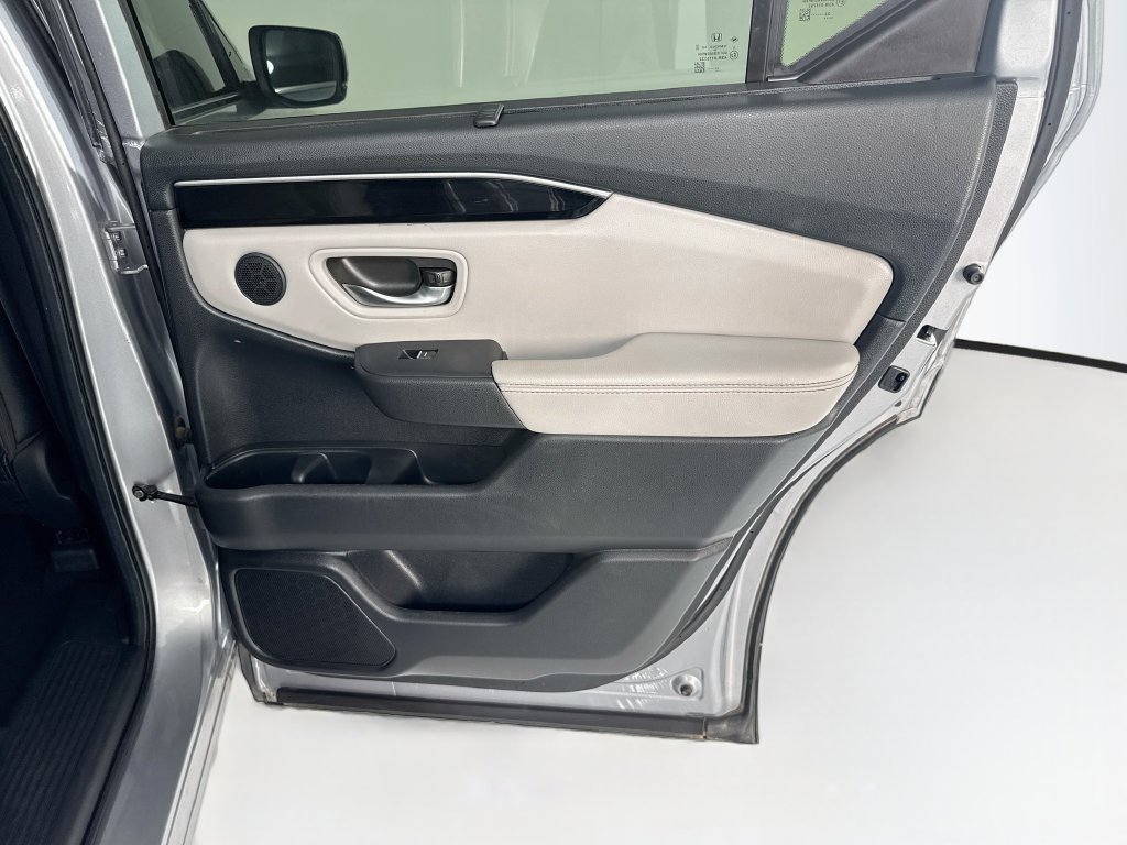 Certified 2024 Honda Pilot EX-L image 28