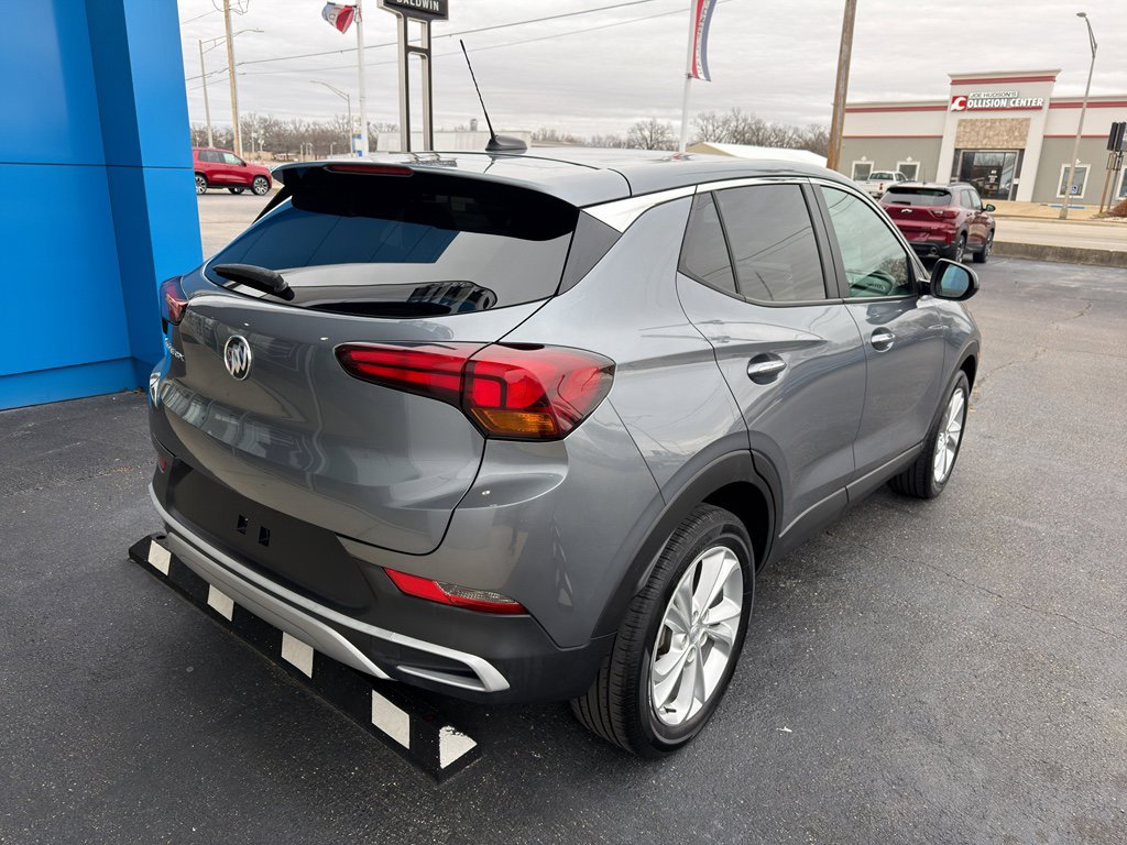 Used 2022 Buick Encore GX Preferred w/ Cold Weather Comfort Package image 4