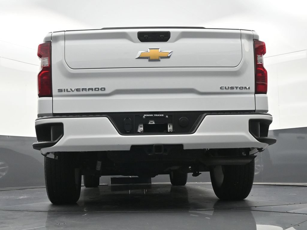 Used 2024 Chevrolet Silverado 1500 Custom RWD image 27