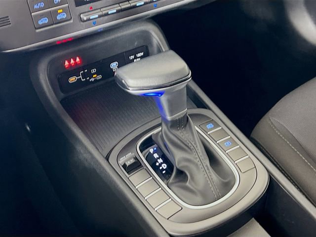 Used 2025 Hyundai Kona SEL image 21