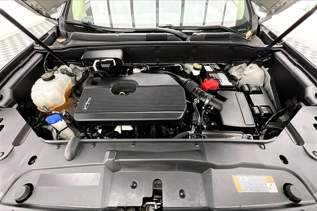 Used 2021 Lincoln Nautilus Reserve w/ Cargo Utility Package image 10